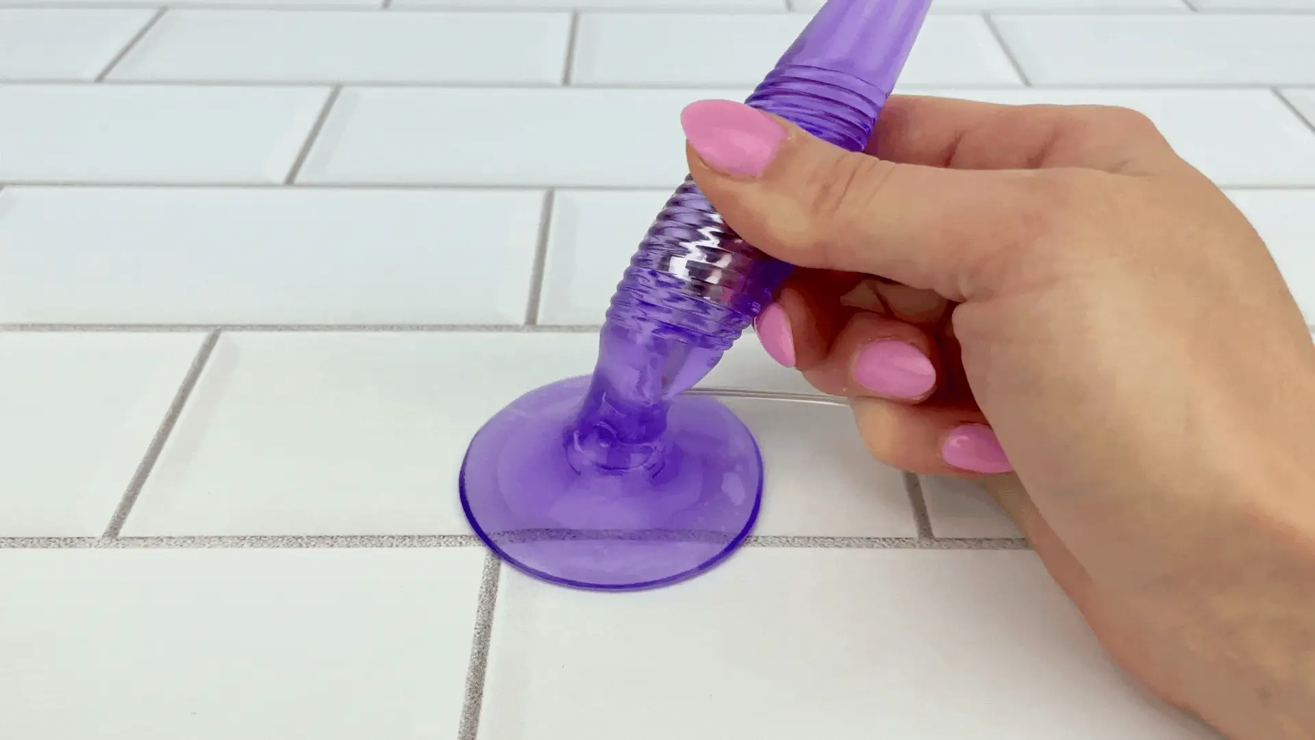 Cherry's Vibrating Twister Butt Plug - Image 6