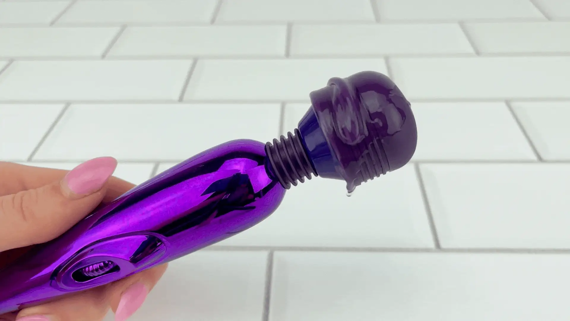 Mini Clit Wand: Take Your Stress Away! - Image 4