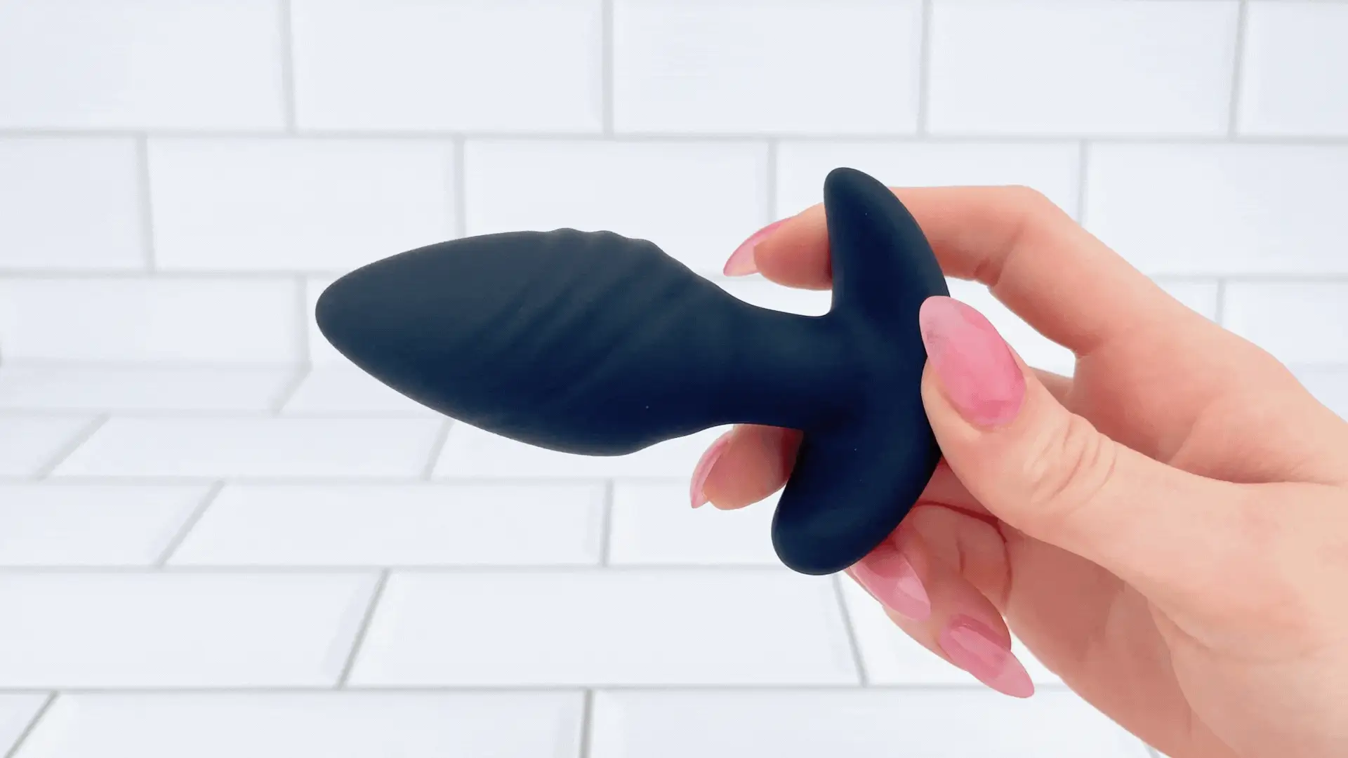 Vibrating & Rotating Bluetooth Butt Plug - Rotates Against Your P-Spot! - Image 4